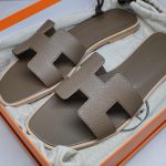 AB49CE40-4BAD-455B-A1DD-D35A8C13DAD2