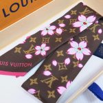 B38EF0B3-B81B-4673-B433-C4393878CECF